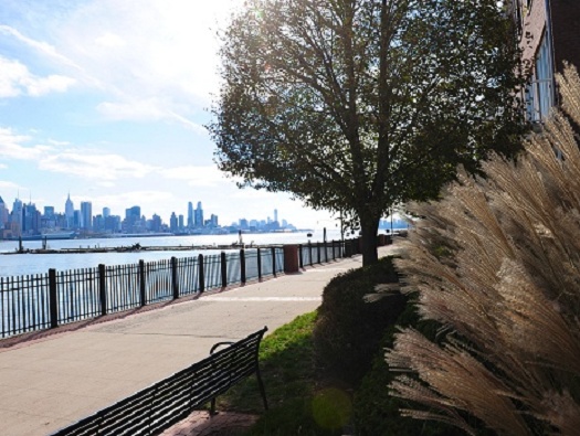 Hudson River Promenade